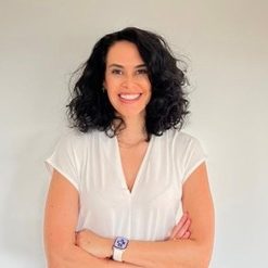 מי אנחנו? - זהות מקצועית בעידן של שינויים